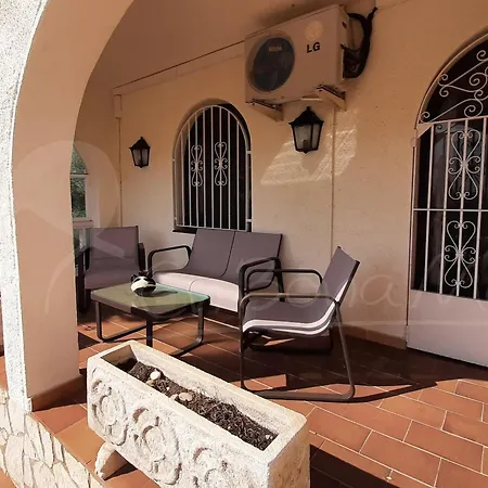 Enbonama: De Vacaciones Con Piscina Privada Y Bonitas Vistas - Es-366-12
