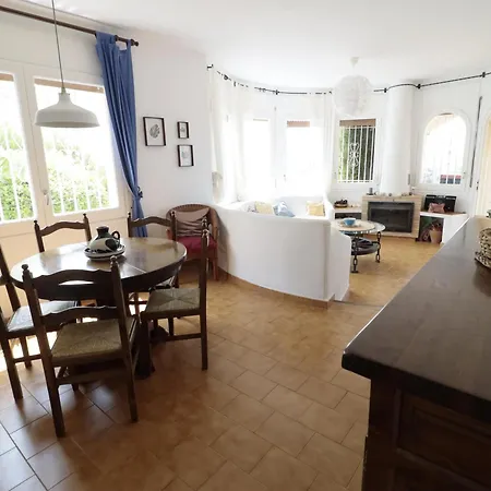 Enbonama: De Vacaciones Con Piscina Privada Y Bonitas Vistas - Es-366-12 Holiday home Palau Saverdera