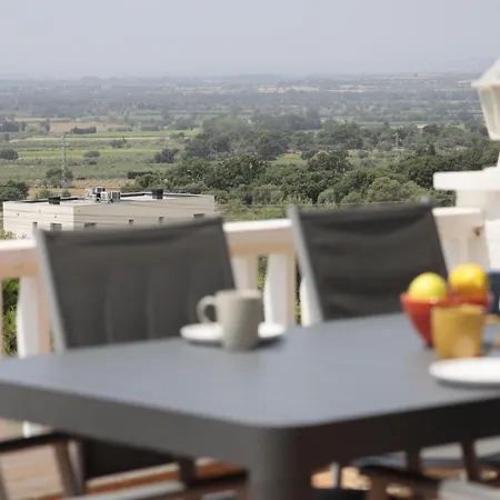 Enbonama: De Vacaciones Con Piscina Privada Y Bonitas Vistas - Es-366-12 * Palau Saverdera